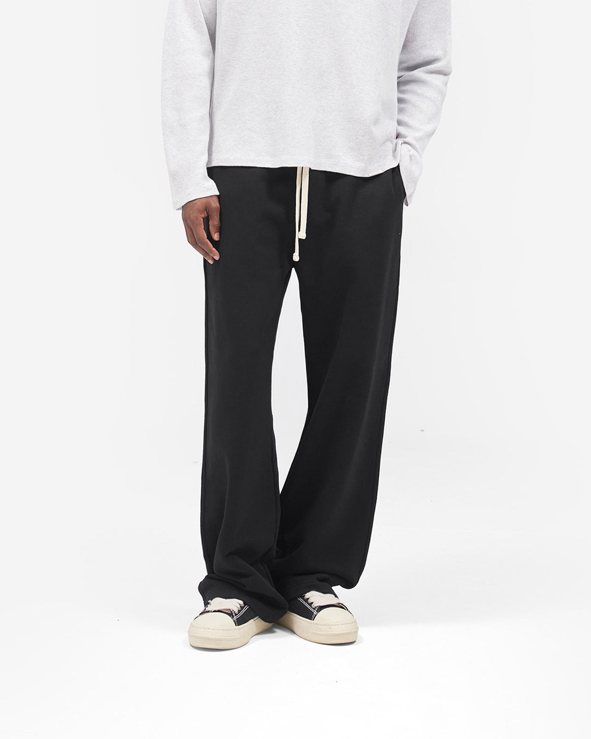 REPRESENT Initial Sweatpants - Jet Black