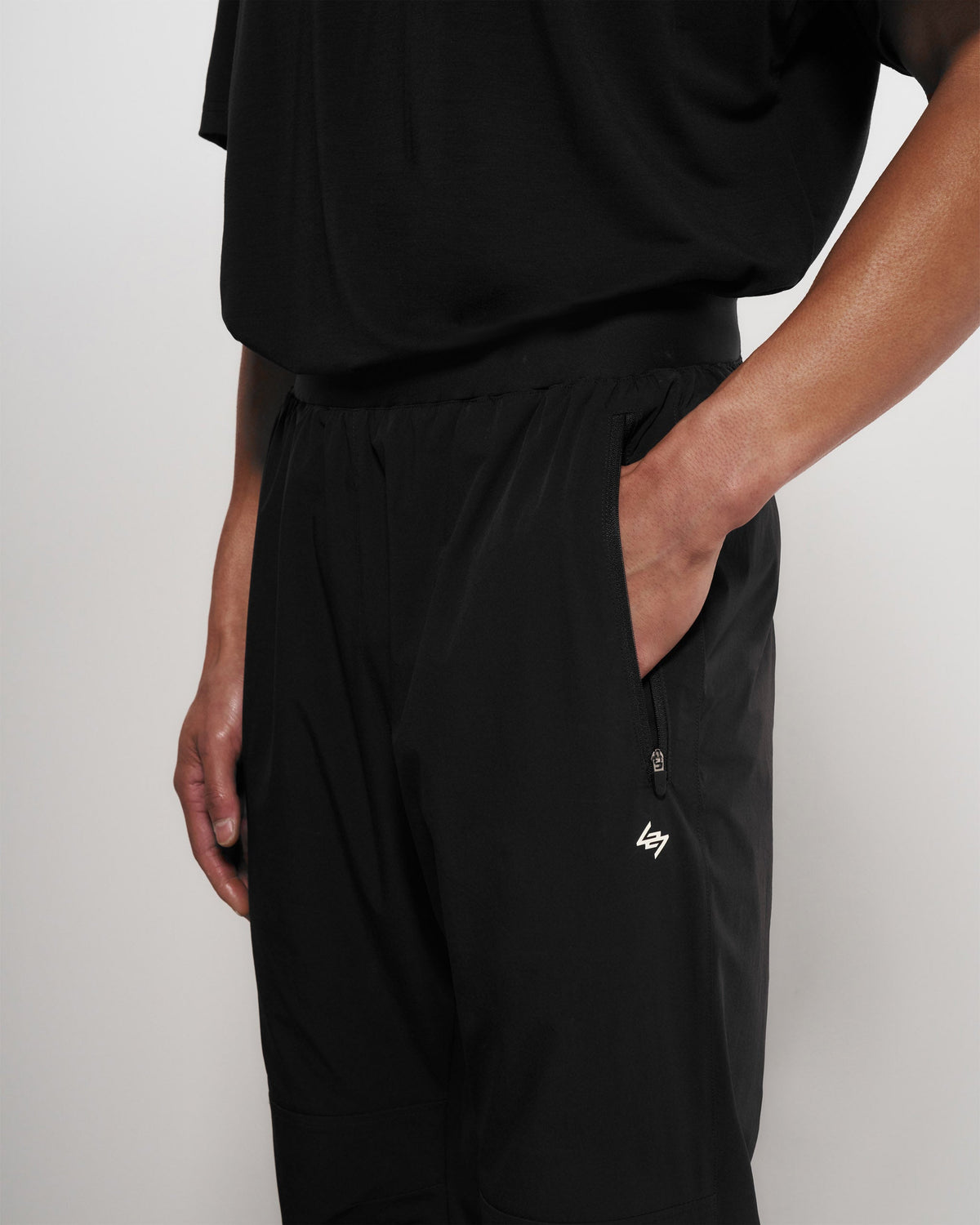 REPRESENT Team 247 Training Pant - Black
