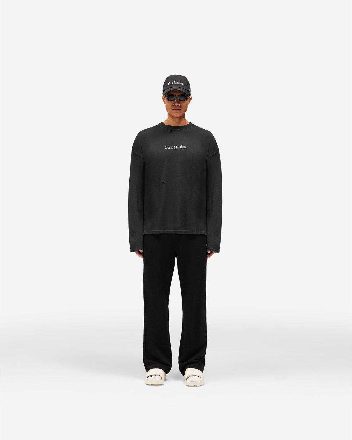 REPRESENT 247 On A Mission Long Sleeve T-Shirt - Jet Black