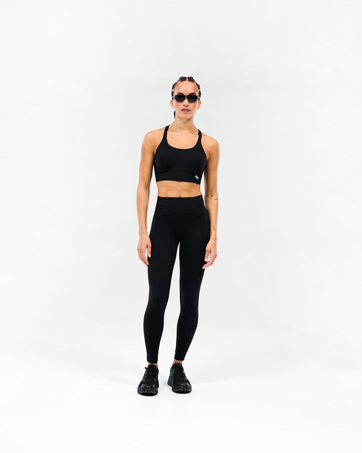 REPRESENT 247 Mid Impact Sports Bra - Black